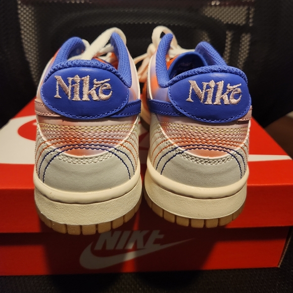 Nike Dunk Low se (GS) size 5y - Picture 3 of 6